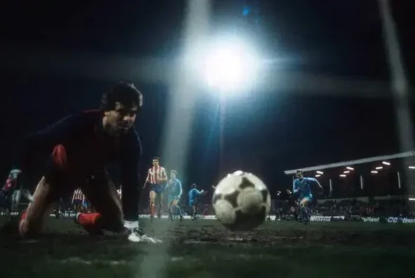BAYER UERD. – ATL. MADRID 2-3