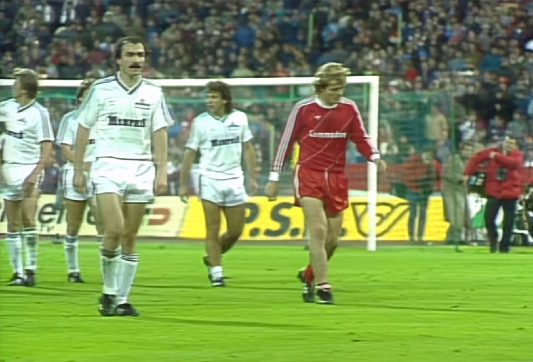 BAYERN – AUSTRIA W. 4-2