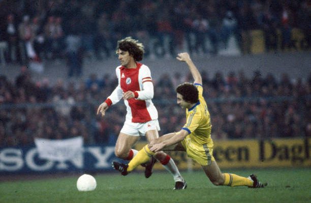 AJAX – NOTTINGHAM F. 1-0