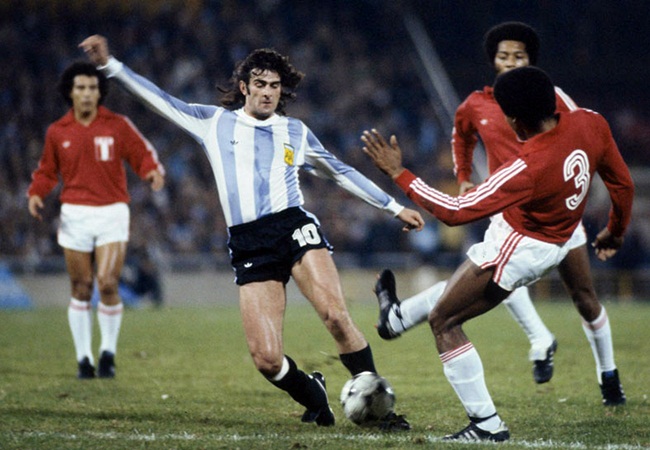 ARGENTINA – PERU 6-0