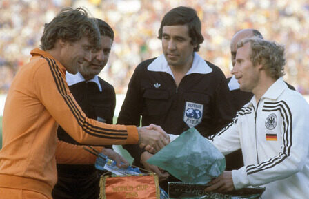 WEST GERMANY – NETHERLANDS 2-2
