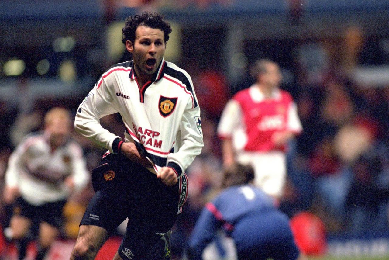 MANCHESTER U. – ARSENAL 2-1 (a.e.t.)